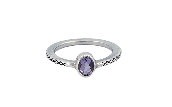 Sterling Silver Amethyst Ring – Oval Cut