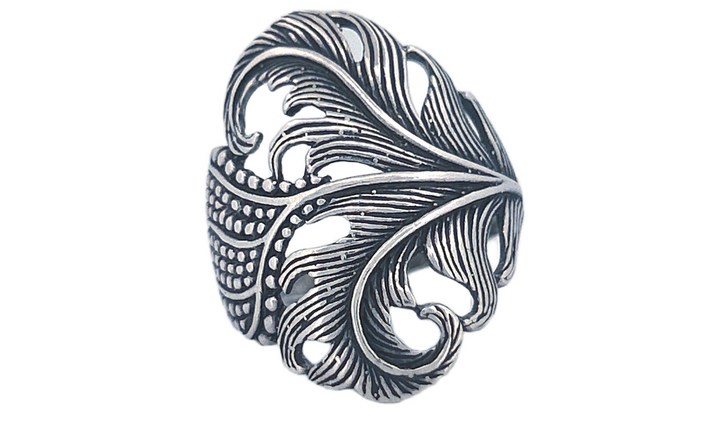 Sterling Silver Feather Ring – Sculpted Design