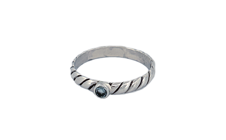 Sterling Silver Peridot Ring – Twisted Band Design