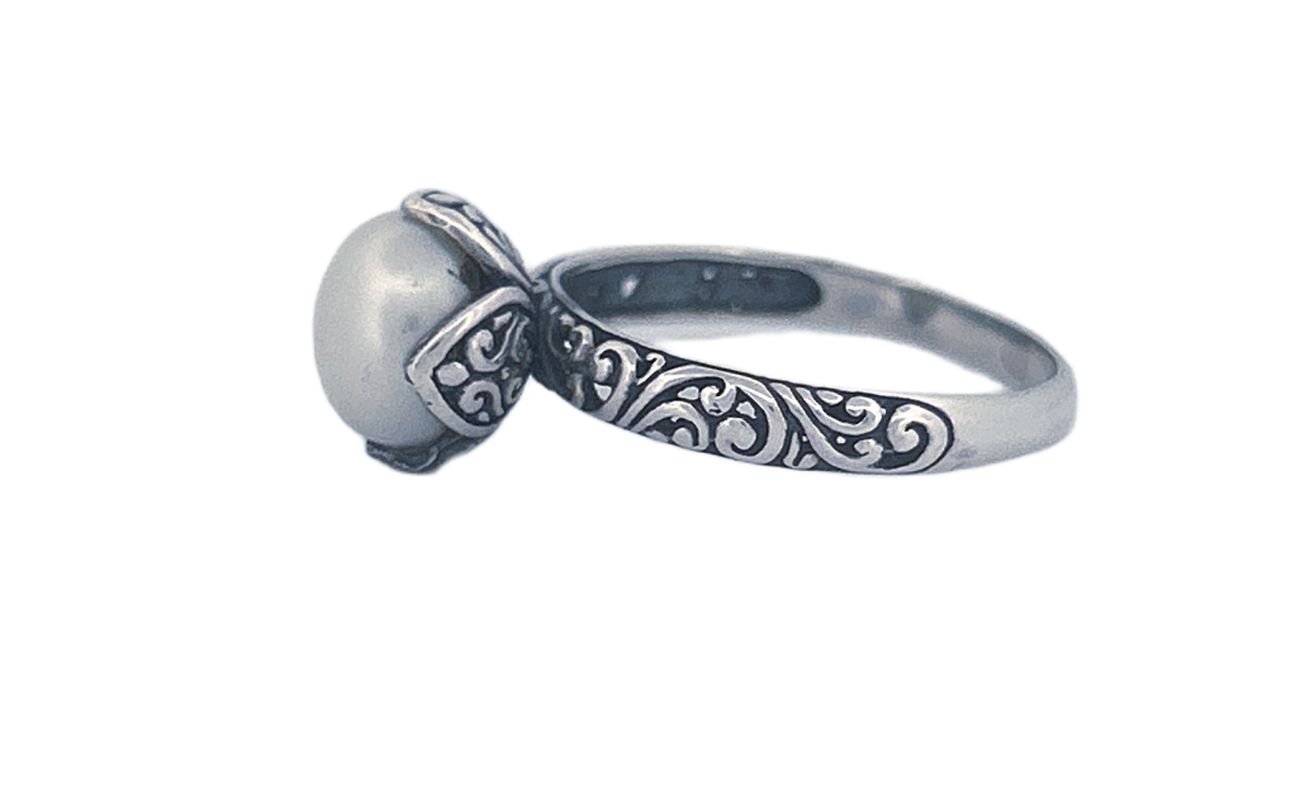 Sterling Silver Filigree Ring with Freshwater Pearl