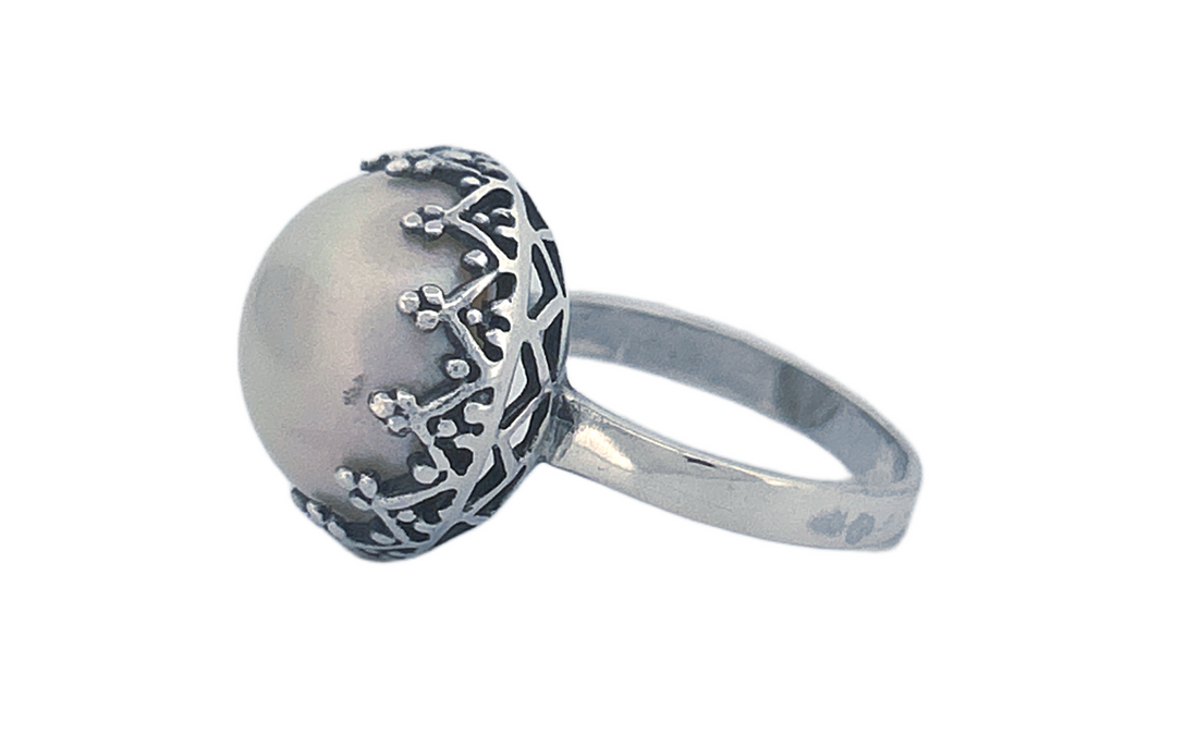 Sterling Silver Pearl Ring – Freshwater or Blue Pearl