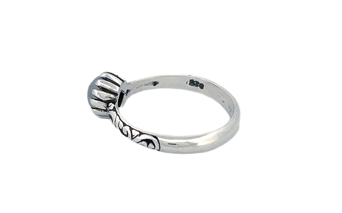 Sterling Silver Moonstone Ring – Vintage Floral Design
