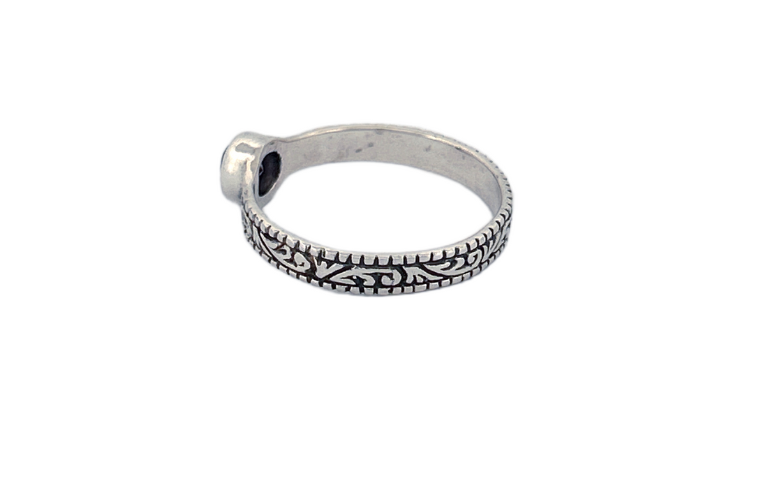 Sterling Silver Amethyst Ring – Petite Vine Band