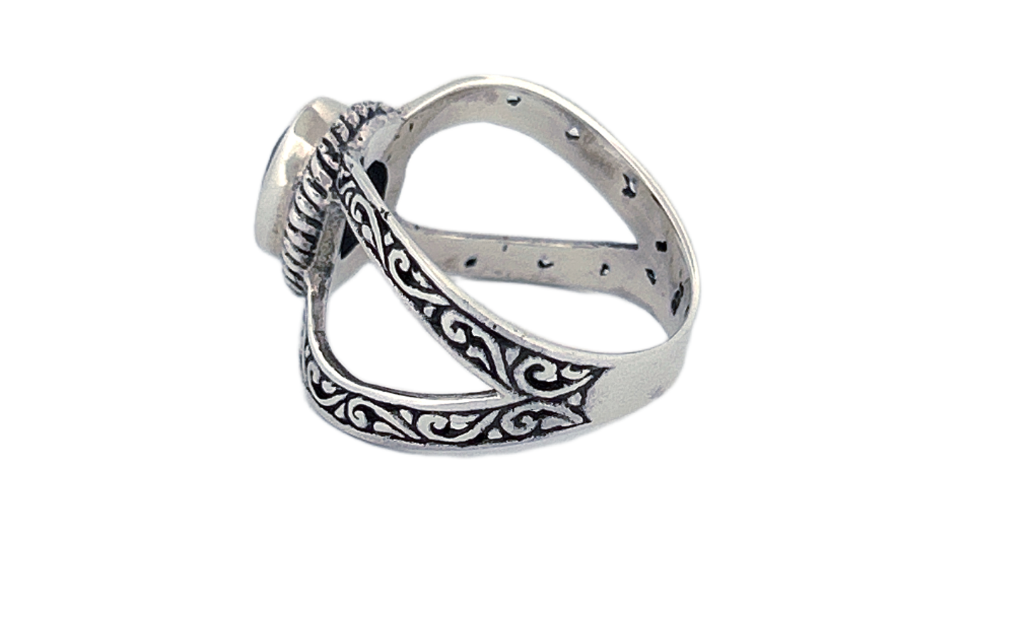 Sterling Silver Filigree Ring with Amethyst