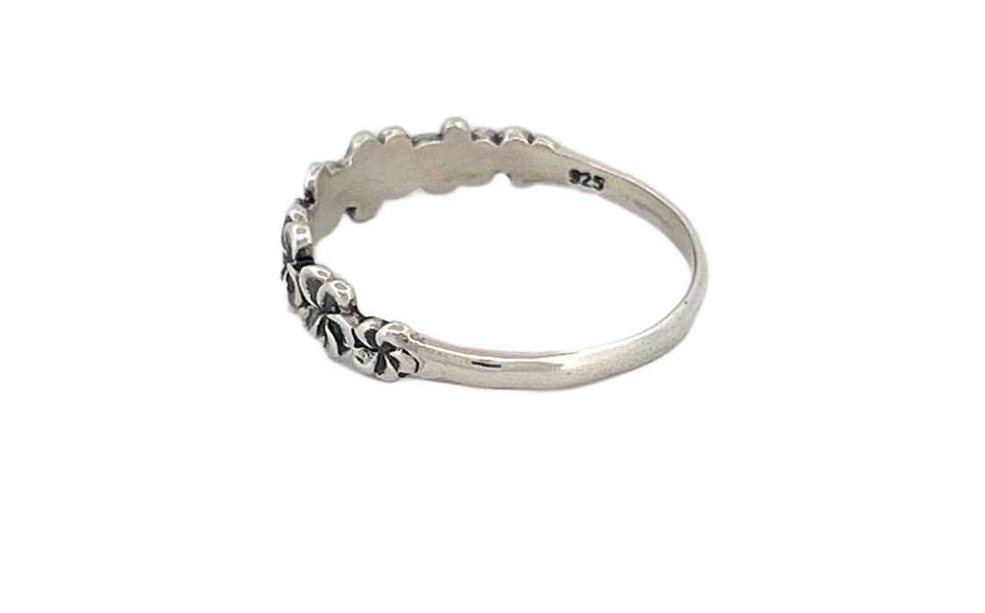 🌸 Sterling Silver Floral Band Ring