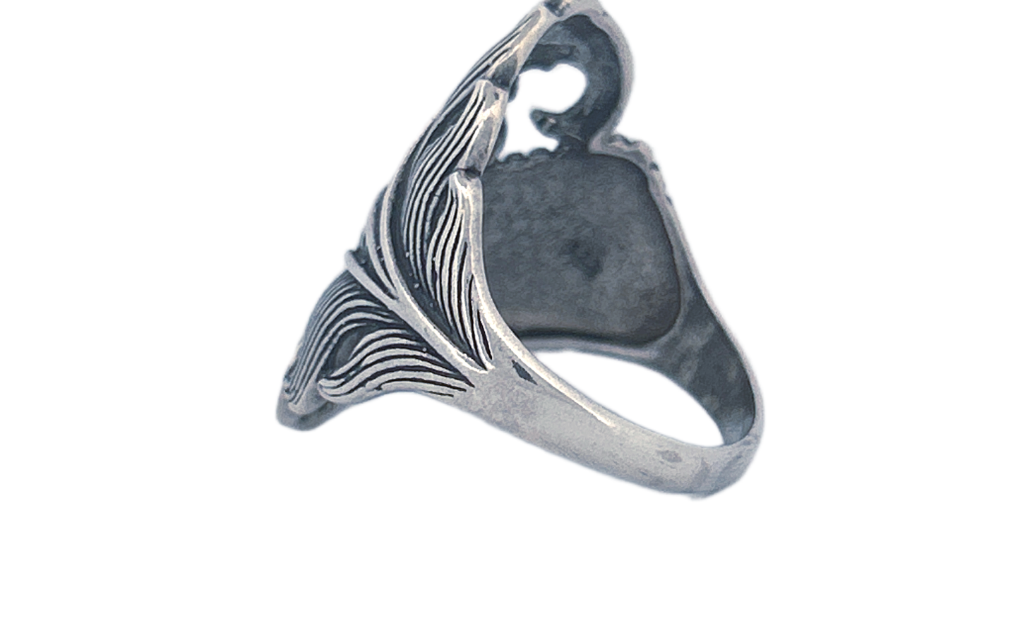 Sterling Silver Feather Ring – Sculpted Design