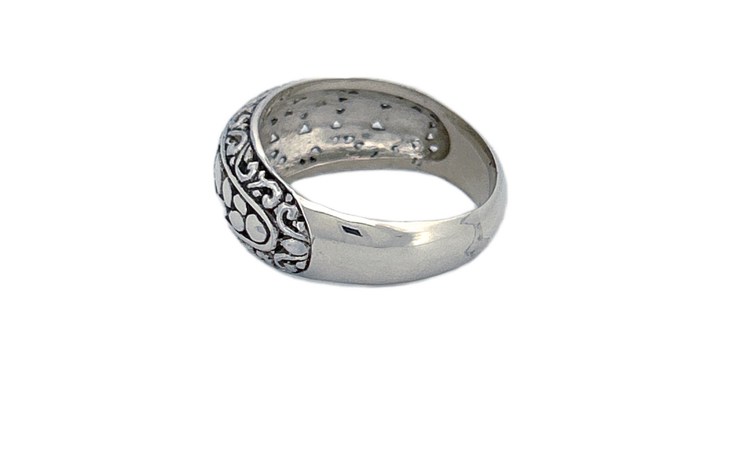 Sterling Silver Band Ring – Pebble & Scroll Pattern