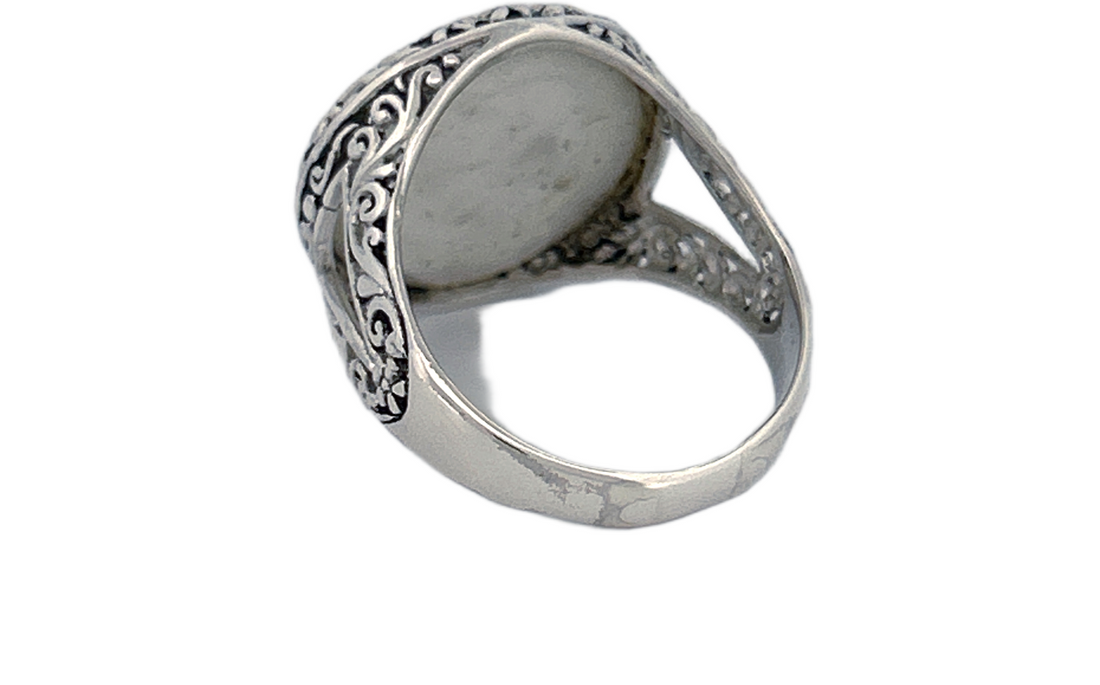 Round Mother of Pearl Handmade Sterling Silver Ring R80