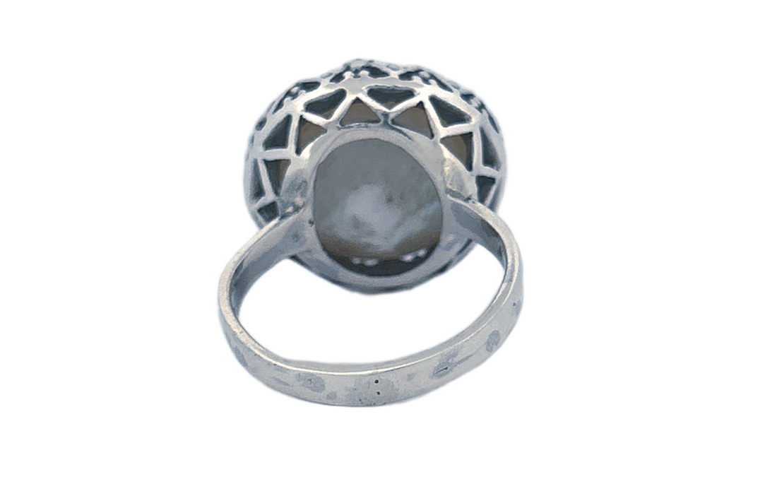 Sterling Silver Pearl Ring – Freshwater or Blue Pearl