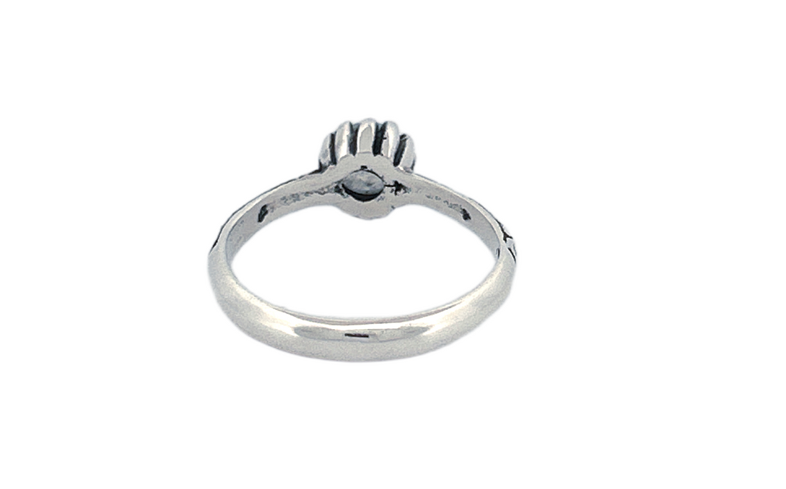 Sterling Silver Moonstone Ring – Vintage Floral Design