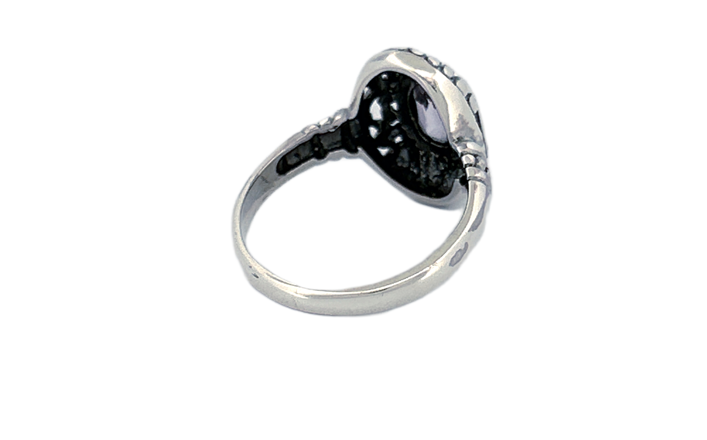 Sterling Silver Amethyst Ring – Ornate Oval Design