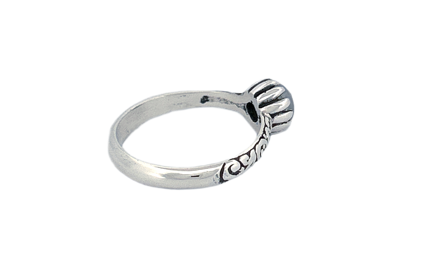Sterling Silver Moonstone Ring – Vintage Floral Design