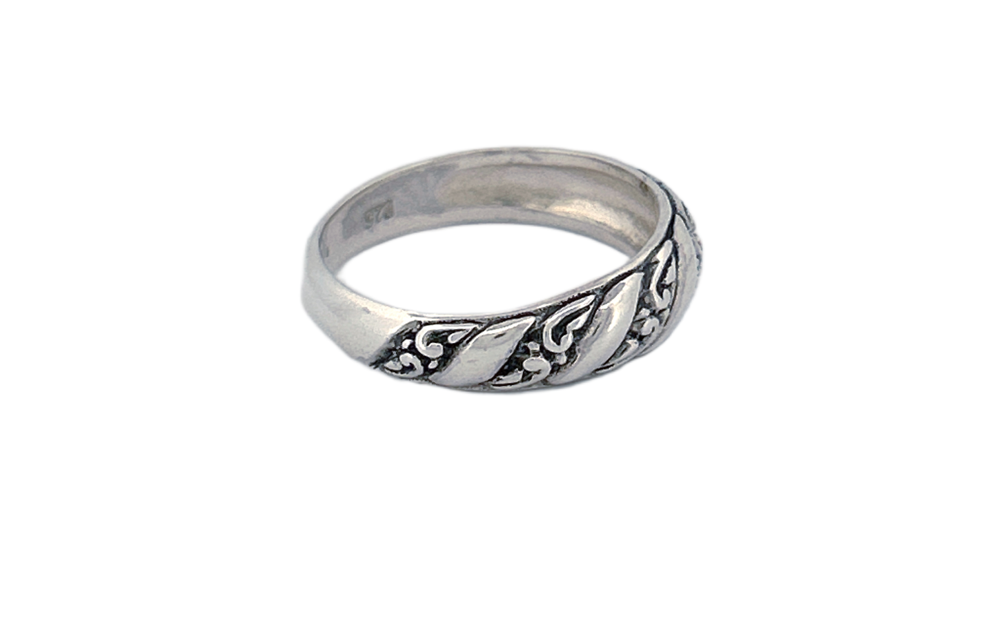 Sterling Silver Band Ring – Twisted Leaf Design