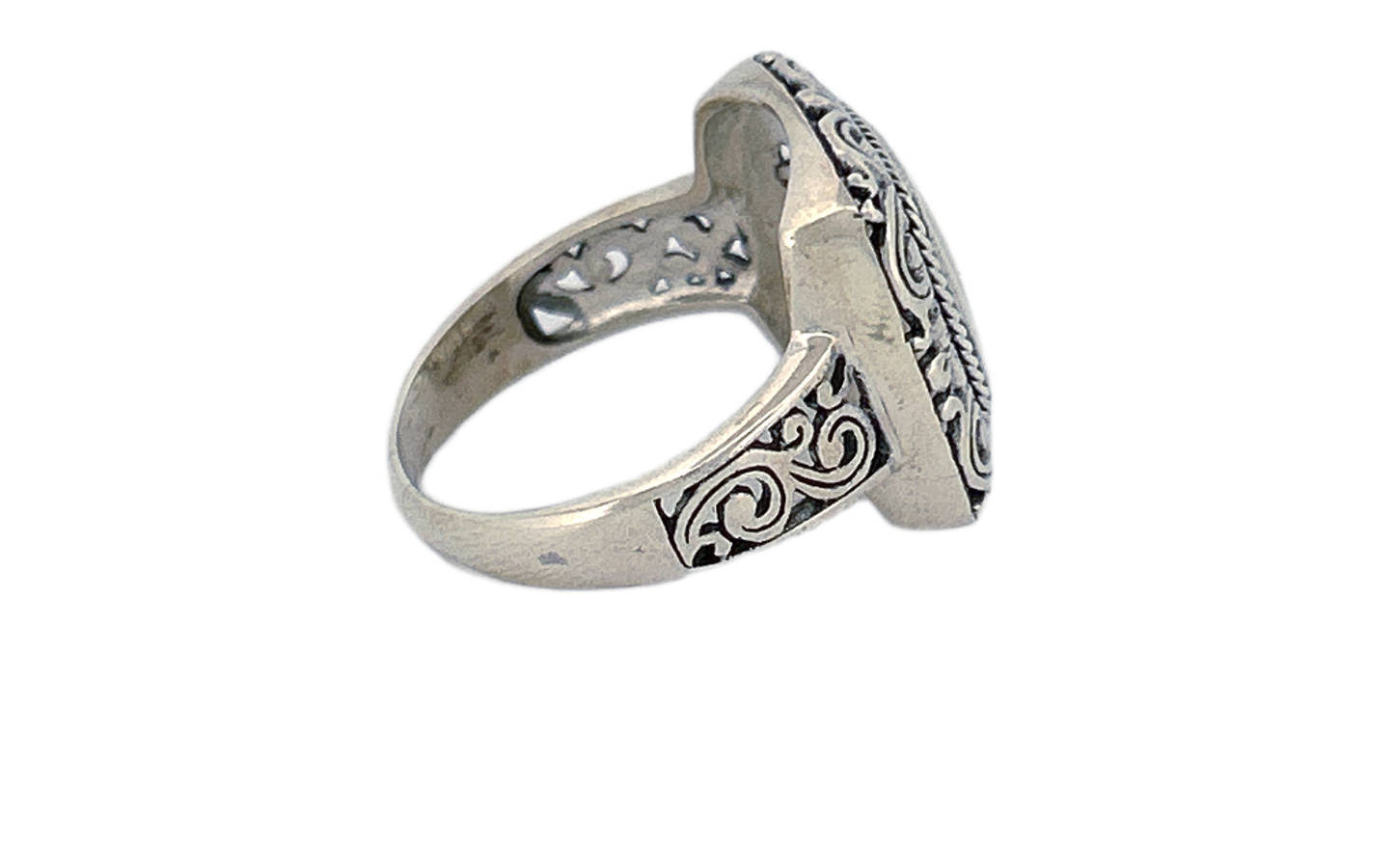 Sterling Silver Mother of Pearl Ring – Square Ornate Design