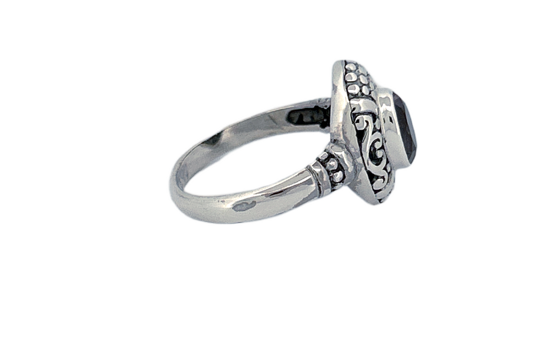 Sterling Silver Amethyst Ring – Ornate Oval Design