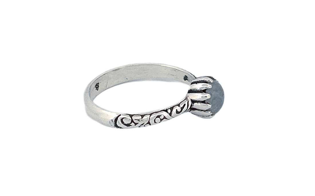 Sterling Silver Moonstone Ring – Vintage Floral Design