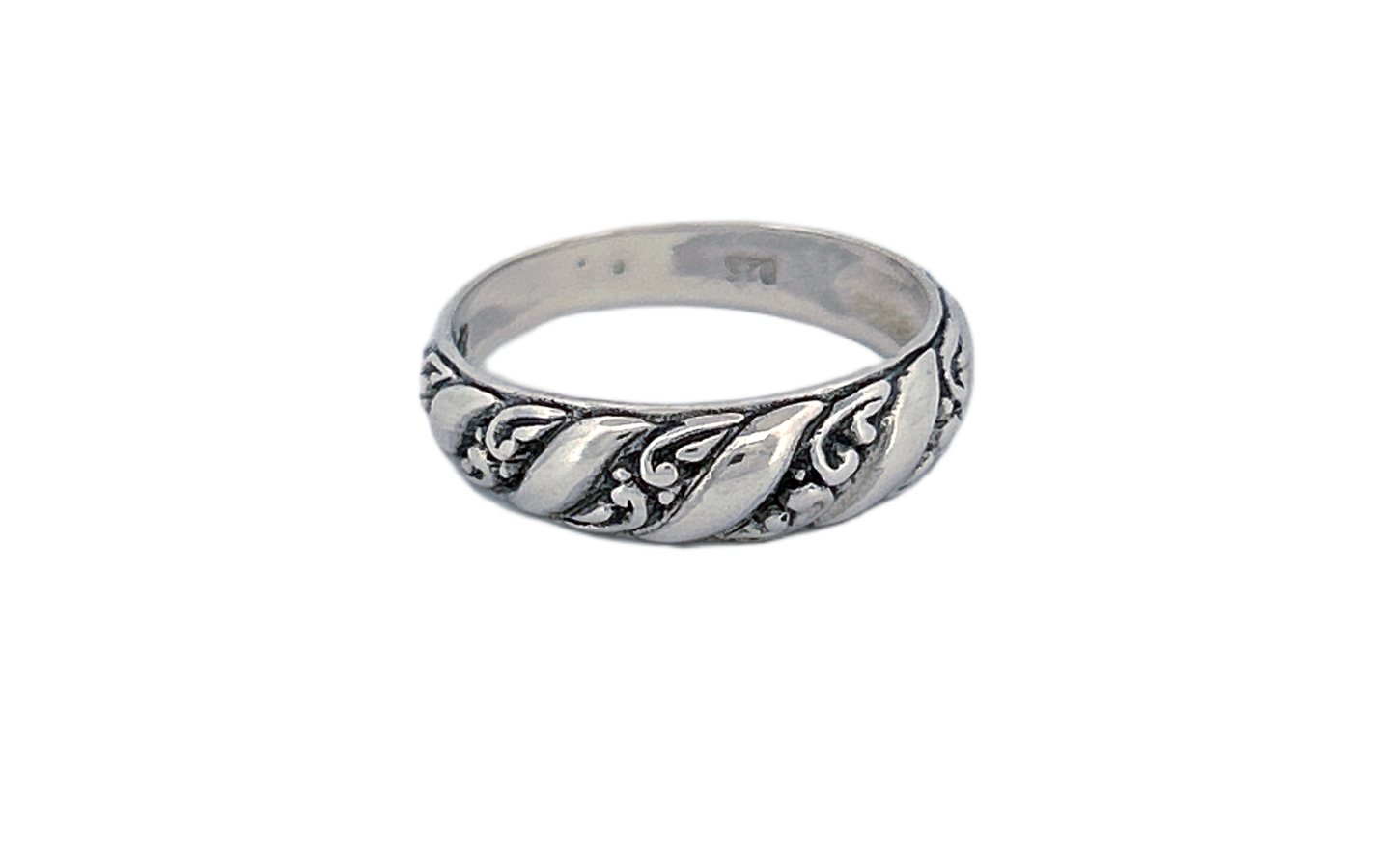 Sterling Silver Band Ring – Twisted Leaf Design