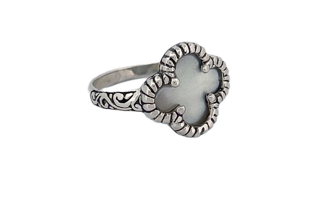 Handcrafted Sterling Silver Mother of Pearl Clover Ring R74