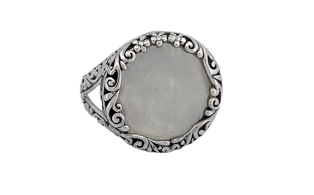 Round Mother of Pearl Handmade Sterling Silver Ring R80