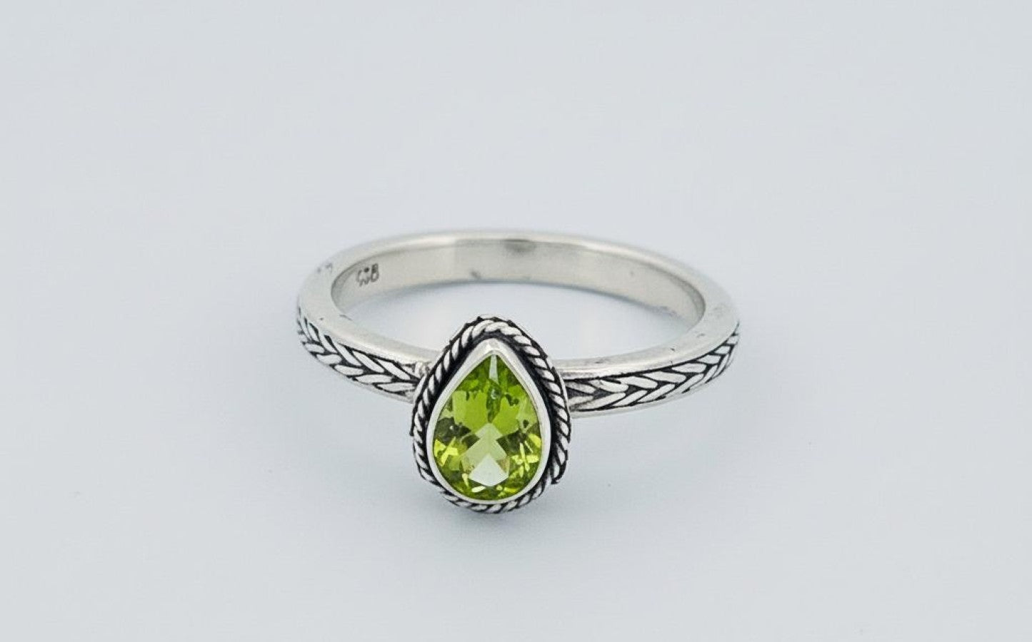 Handcrafted Genuine Sterling Silver Tear Drop Peridot Ring-R55
