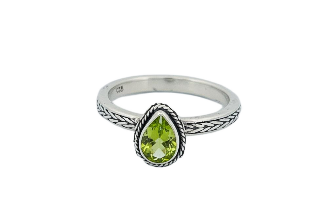Handcrafted Genuine Sterling Silver Tear Drop Peridot Ring-R55