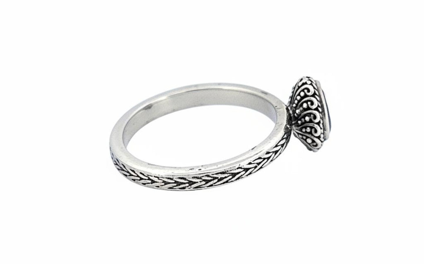 Handcrafted Genuine Sterling Silver Tear Drop Peridot Ring-R55