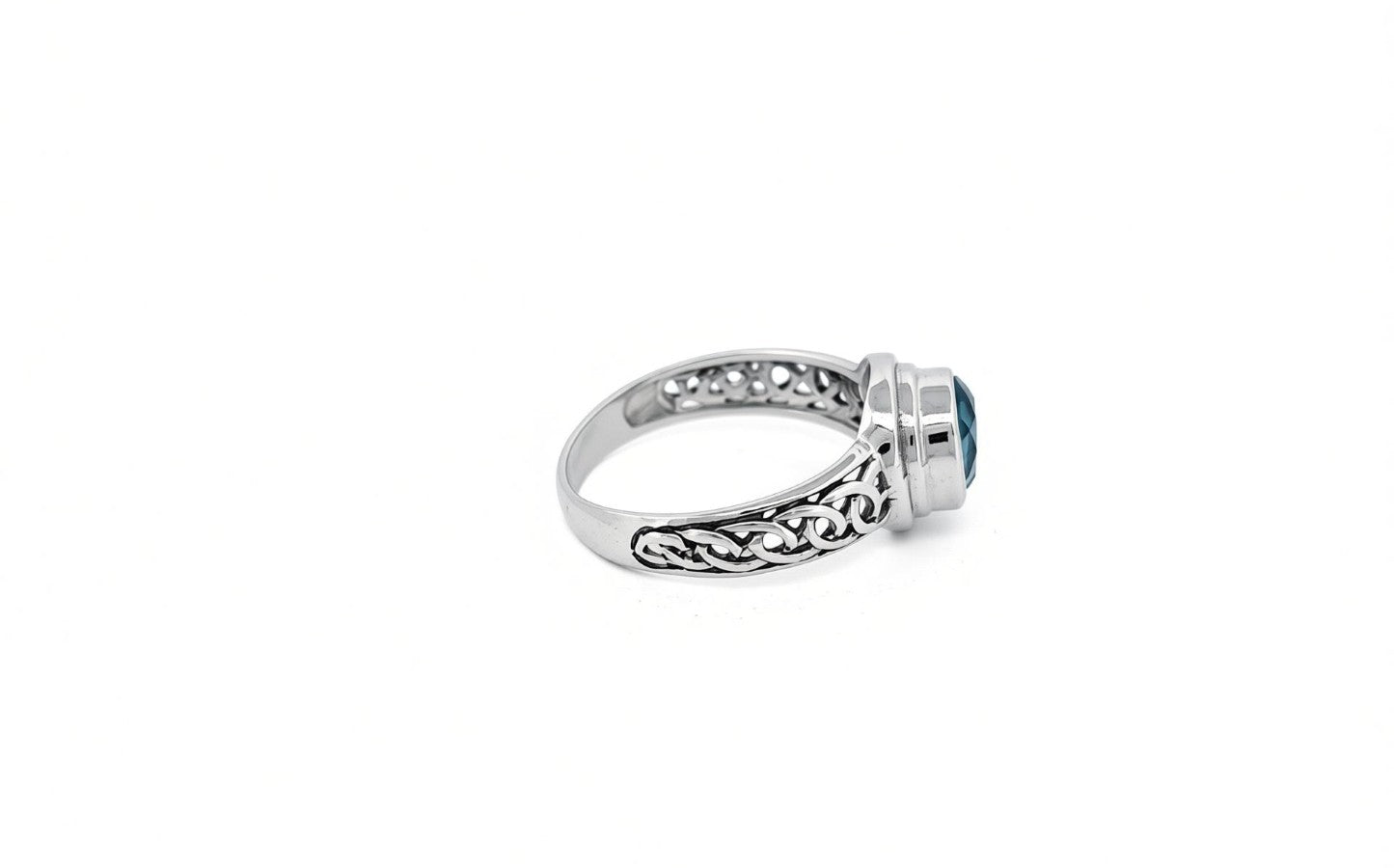 Hand Finished Sterling Silver Blue Topaz & Amethyst Celtic Ring-R72