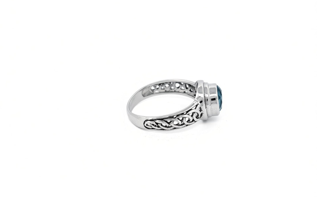 Hand Finished Sterling Silver Blue Topaz & Amethyst Celtic Ring-R72